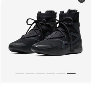 Nike Fear of God Triple Black sz 9